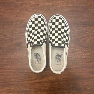 Vans women’s Checkerboard Slip-On Sneakers - Black & White
